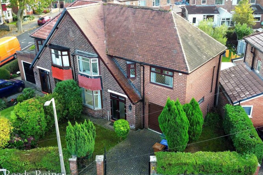 ᐉ Reeds Rains Estate Agents Cheadle 【 Estate Agents